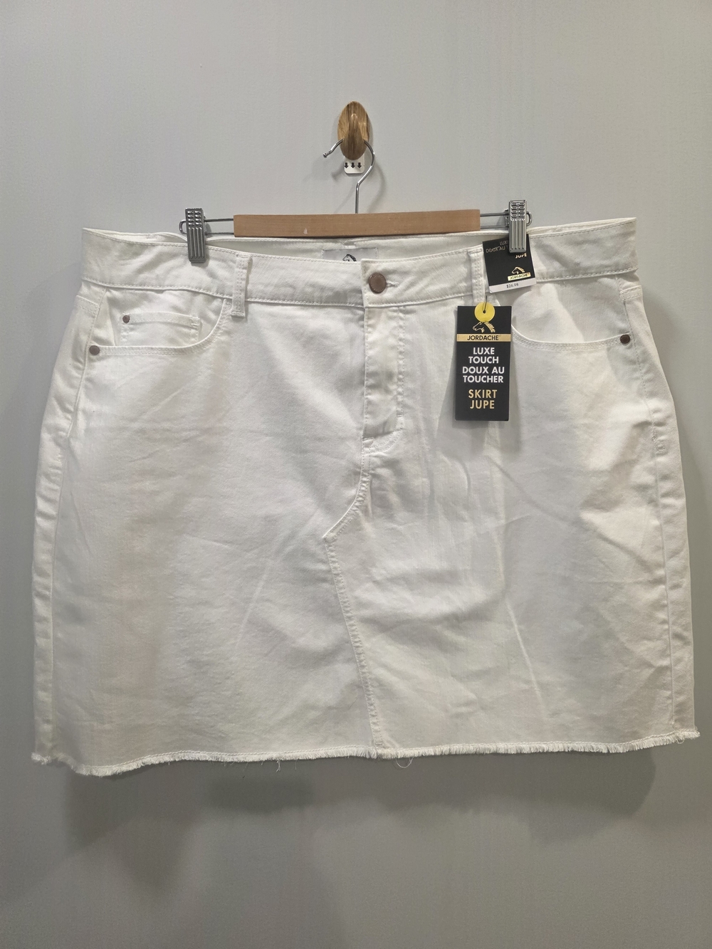 Jordache Luxe Touch White Denim Skirt Plus Size 22W Raw Hem Stretch NWT